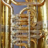 Hudba Sólo pro tubu: Hindemith, Penderecki, Pauer ad.