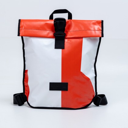 Ostatní Upcyklovaný batoh Radiožurnál Sport