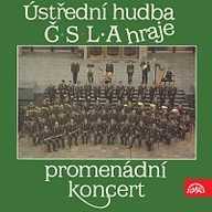 Hudba Ústřední hudba ČSLA hraje promenádní koncert